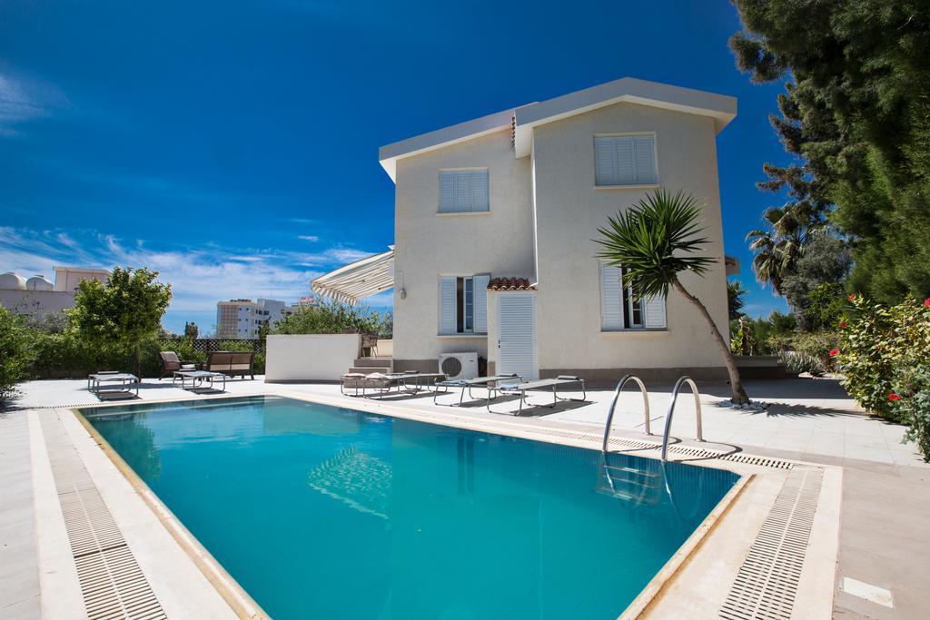 Merab Center Villas Айя-Напа Экстерьер фото